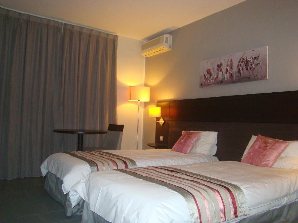 Hotel & Restaurant Farid Dakar Room photo